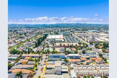 221 S Bushnell Avenue, Alhambra, CA 91801 - Photo 35