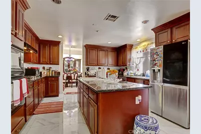 207 Gilbert Way, Placentia, CA 92870 - Photo 15