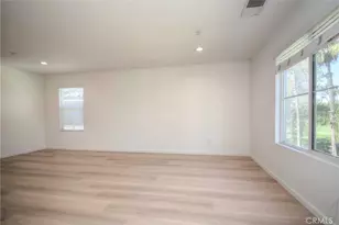 6184 Medinah, Fontana, CA 92336 - Photo 23