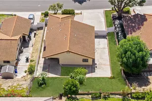 712 Marylie Ln, Walnut, CA 91789 - Photo 37