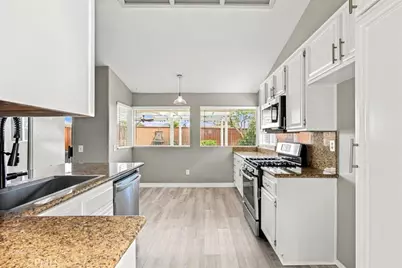 40094 Palma Vista, Murrieta, CA 92562 - Photo 15
