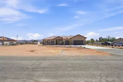 16055 Winnebago, Apple Valley, CA 92307 - Photo 3