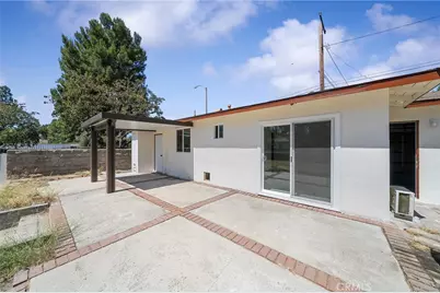1350 East Hillcrest Drive, Thousand Oaks, CA 91362 - Photo 17