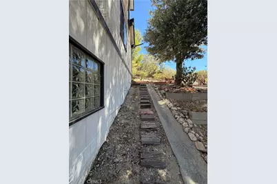 1228 Acadia, Lake Arrowhead, CA 92352 - Photo 23