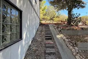 1228 Acadia, Lake Arrowhead, CA 92352 - Photo 23