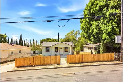 10237 Silverton, Tujunga, CA 91042 - Photo 5