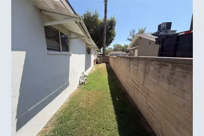 8005 Garfield Street, Riverside, CA 92504 - Photo 29