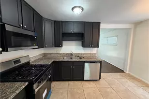 22538 Berdon St, Woodland Hills, CA 91367 - Photo 11