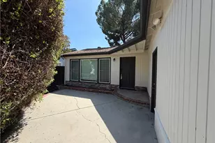 22538 Berdon St, Woodland Hills, CA 91367 - Photo 3