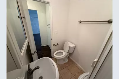 22538 Berdon Street, Woodland Hills, CA 91367 - Photo 21