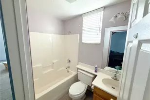 7565 Blue Mist Ct, Fontana, CA 92336 - Photo 9
