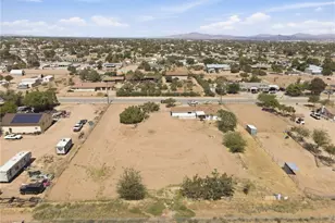 15561 Ash St, Hesperia, CA 92345 - Photo 23