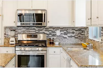 6229 Eaglemont, Fontana, CA 92336 - Photo 17