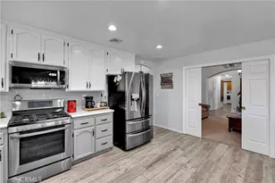 17340 Buckthorn, Hesperia, CA 92345 - Photo 11