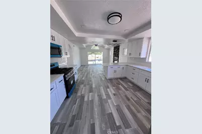11490 4th, Hesperia, CA 92345 - Photo 9