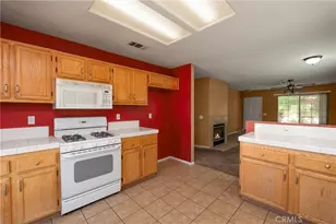 15256 Ellery, Adelanto, CA 92301 - Photo 9
