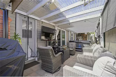 1717 Phillips Way, Los Angeles, CA 90042 - Photo 15
