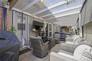 1717 Phillips Way, Los Angeles, CA 90042 - Photo 15