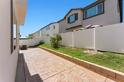588 Calderwood Lane, Rialto, CA 92377 - Photo 31