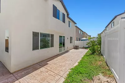 588 Calderwood Lane, Rialto, CA 92377 - Photo 35