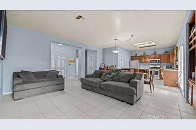 13541 Princeton, Victorville, CA 92392 - Photo 5