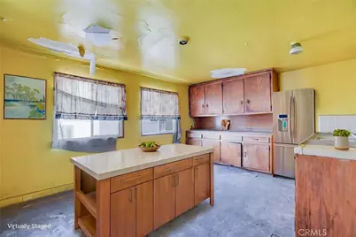 828 W 73rd Street, Los Angeles, CA 90044 - Photo 51