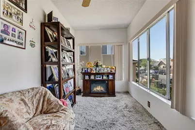 828 W 73rd Street, Los Angeles, CA 90044 - Photo 9