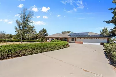 10944 Chelsea, Oak Hills, CA 92344 - Photo 3