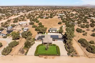 10944 Chelsea, Oak Hills, CA 92344 - Photo 5