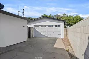 24 S Ash St, Redlands, CA 92373 - Photo 5