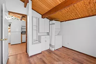 1132 Crags Ln, Fawnskin, CA 92333 - Photo 19