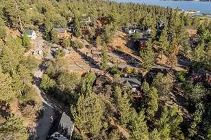 1132 Crags Ln, Fawnskin, CA 92333 - Photo 35