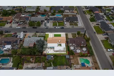 760 S Brierwood Avenue, Rialto, CA 92376 - Photo 35