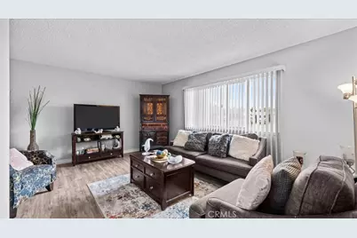 760 S Brierwood Avenue, Rialto, CA 92376 - Photo 5