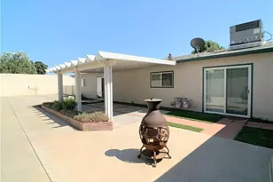 12931 Roswell Ave, Chino, CA 91710 - Photo 13