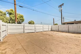 129 N K St, Needles, CA 92363 - Photo 31