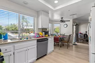 7510 Lily Ct, Fontana, CA 92336 - Photo 7