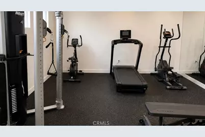 12720 Burbank #305, Valley Village, CA 91607 - Photo 17