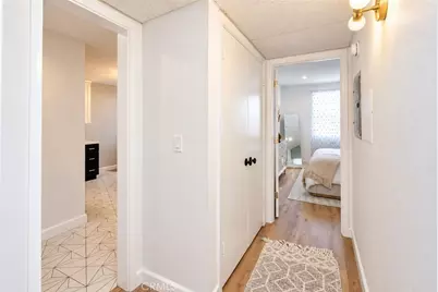 12720 Burbank #305, Valley Village, CA 91607 - Photo 15