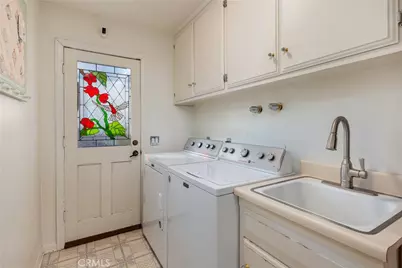 320 Browning Street, Upland, CA 91784 - Photo 21