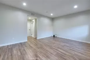 572 E San Jose Ave, Burbank, CA 91501 - Photo 27