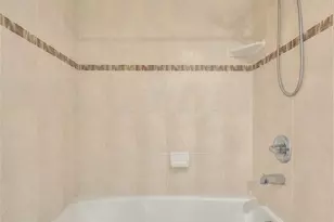 572 E San Jose Ave, Burbank, CA 91501 - Photo 25