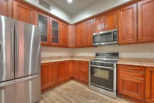 572 E San Jose Ave, Burbank, CA 91501 - Photo 17