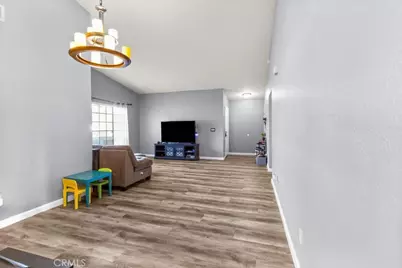 39769 Firethorn Court, Murrieta, CA 92563 - Photo 13