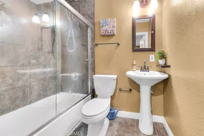 1537 Meadow Glen, Diamond Bar, CA 91765 - Photo 47