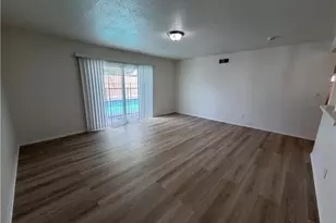 10961 Endicott Dr, Riverside, CA 92505 - Photo 9