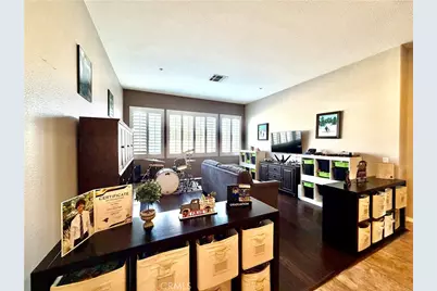 4751 Falconview Court, Fontana, CA 92336 - Photo 11