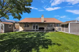 18601 Mountain Meadows, Victorville, CA 92395 - Photo 41