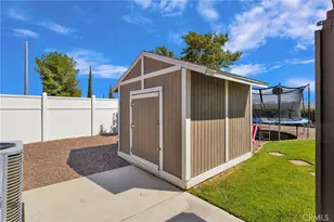 18601 Mountain Meadows, Victorville, CA 92395 - Photo 35