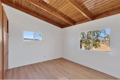 10274 Merino Avenue, Apple Valley, CA 92308 - Photo 21